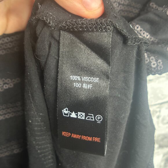 EUC Reiss Women's Gwen Black Sequin Tee Shirt Size XS - Picture 7 of 10